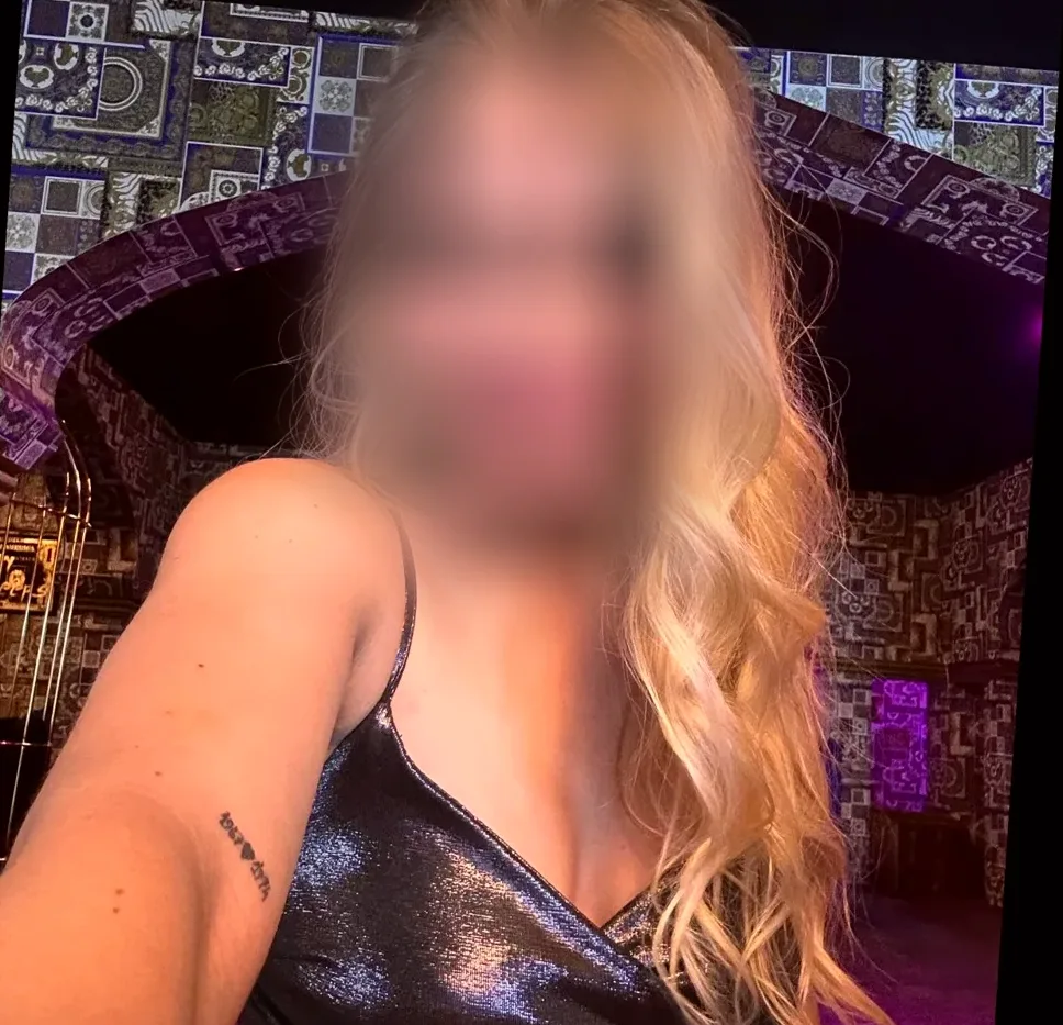 Britt, 24