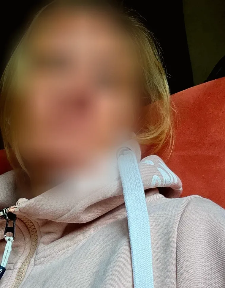 Chantal, 39