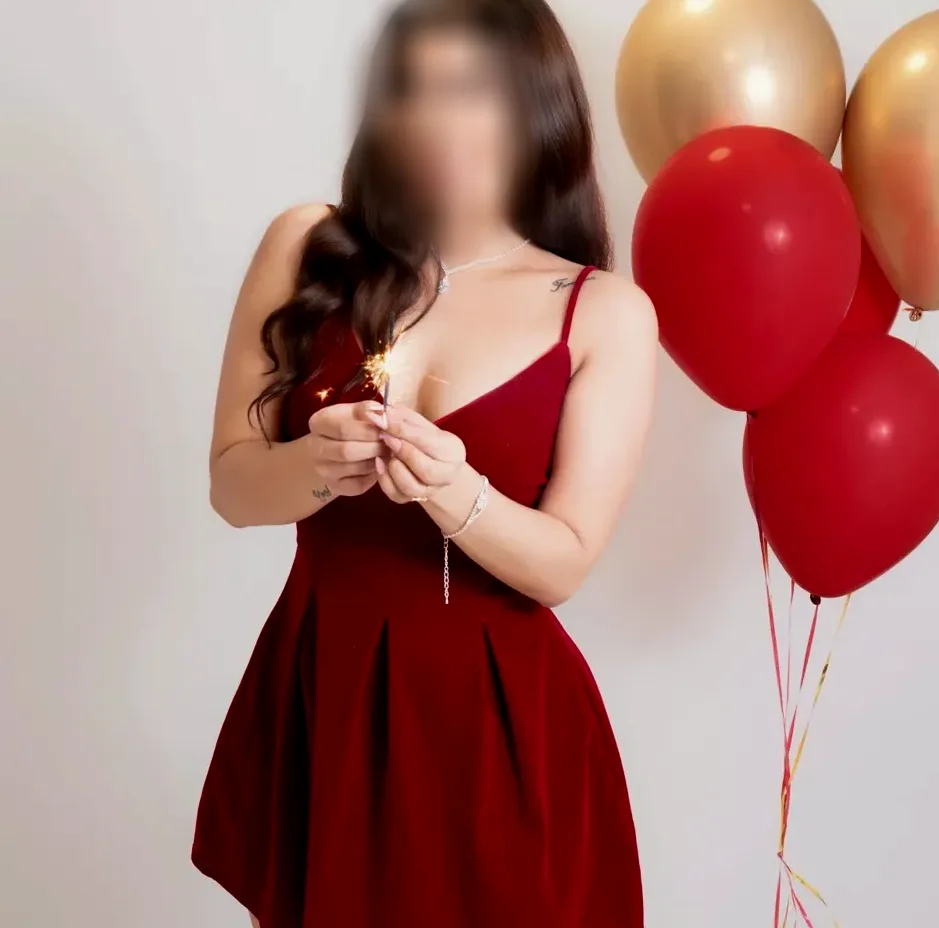 Esila, 24