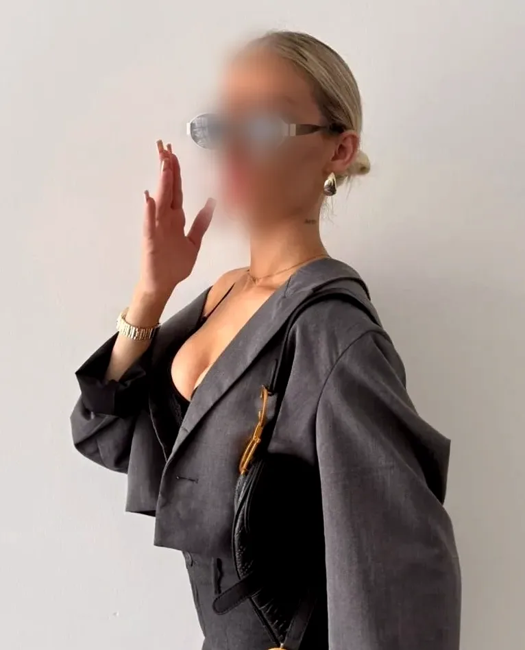Fay, 20